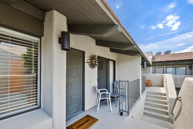$229,000 | 1150 East Amado Road, Unit 8A2, Palm Springs, CA 92262