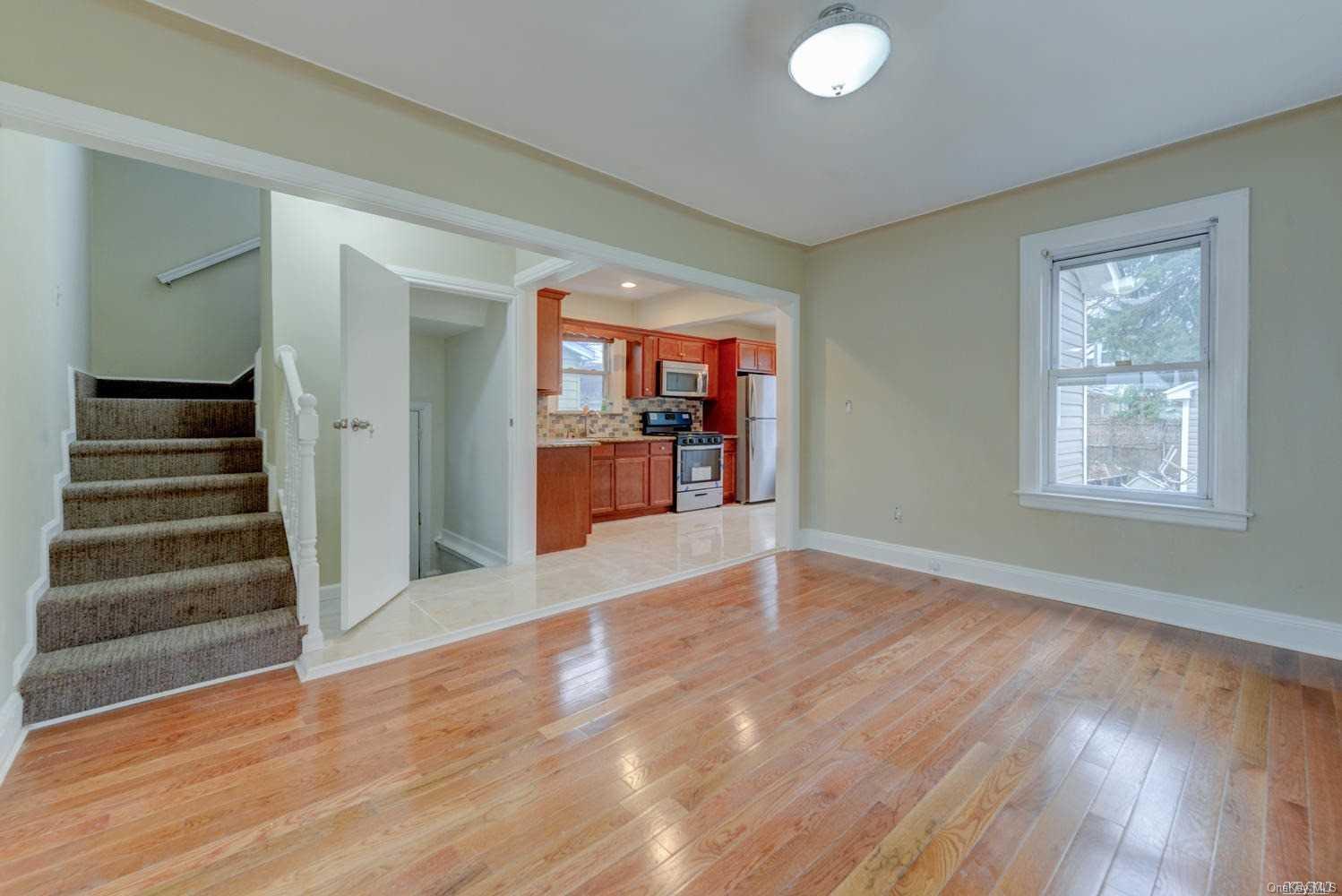178-18 Anderson Road Queens, NY 11434 - Photo 13 of 20 Gallery Image 13