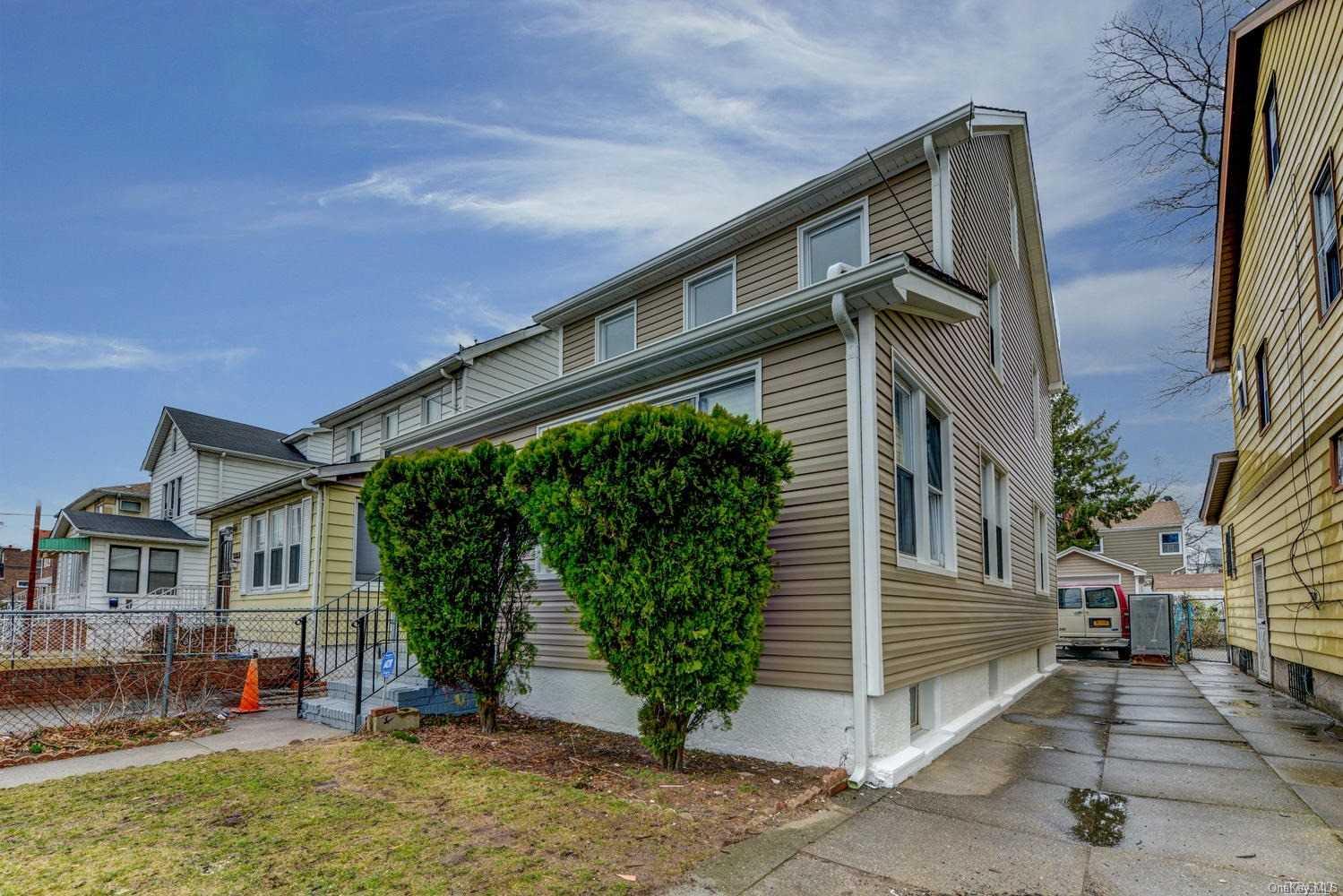 178-18 Anderson Road Queens, NY 11434 - Photo 2 of 20 Gallery Image 2