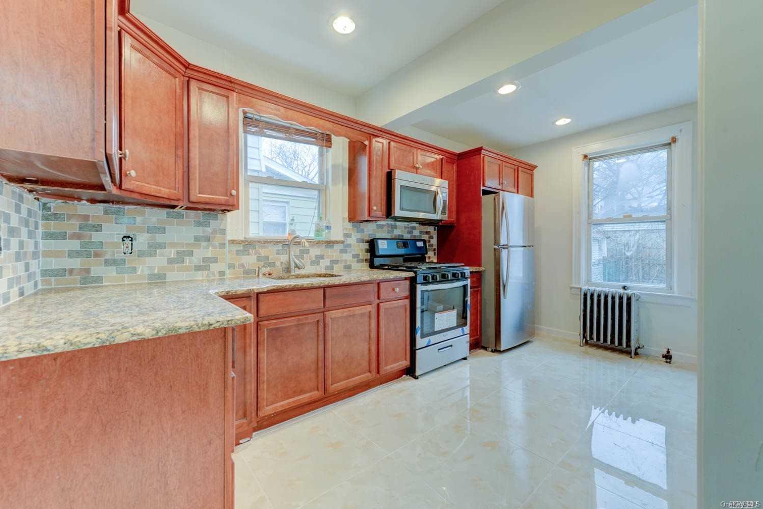 178-18 Anderson Road Queens, NY 11434 - Photo 9 of 20 Gallery Image 9