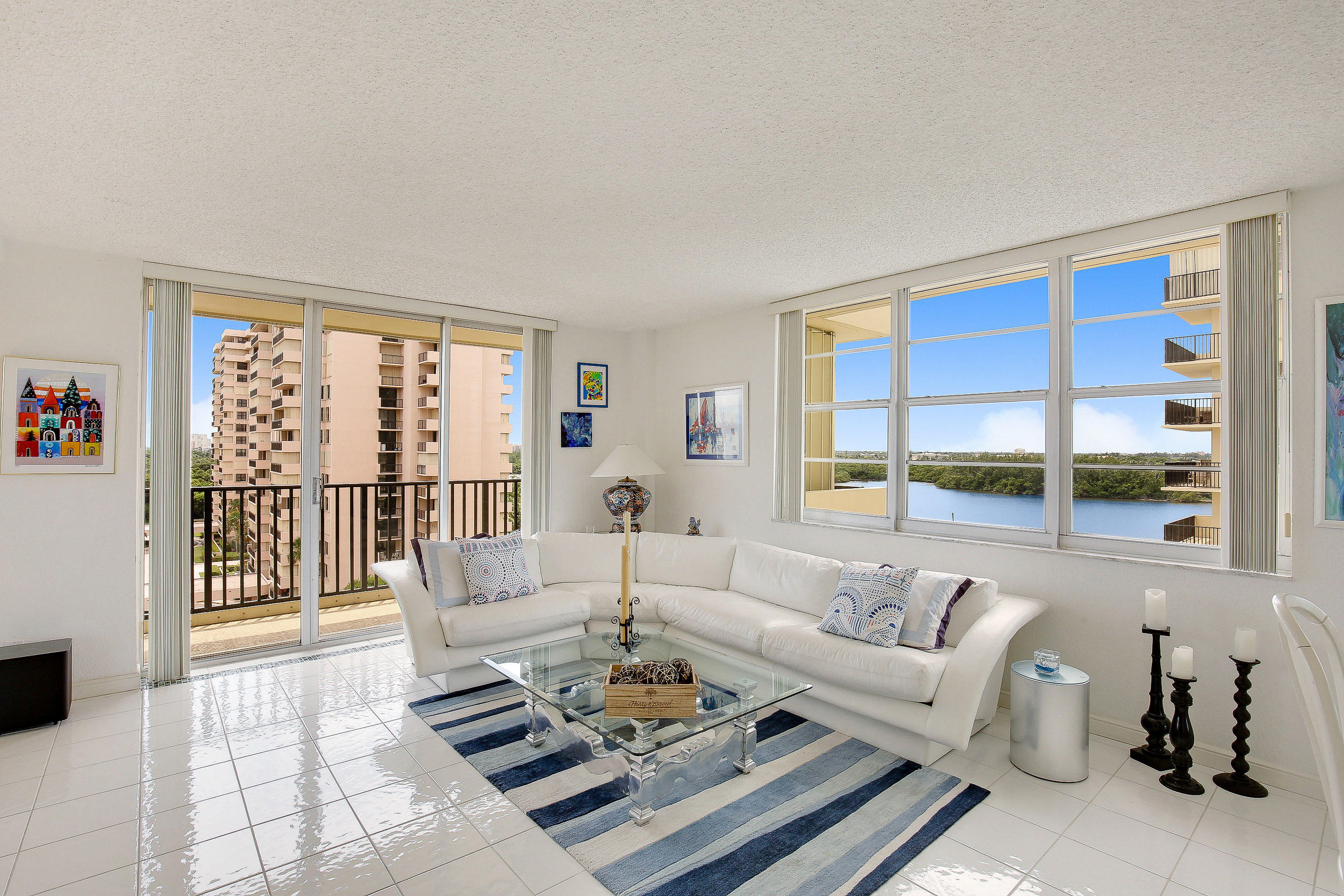 2121 North Ocean Boulevard, Unit 901E Boca Raton, FL 33431 - Photo 8 of 49 Living Room