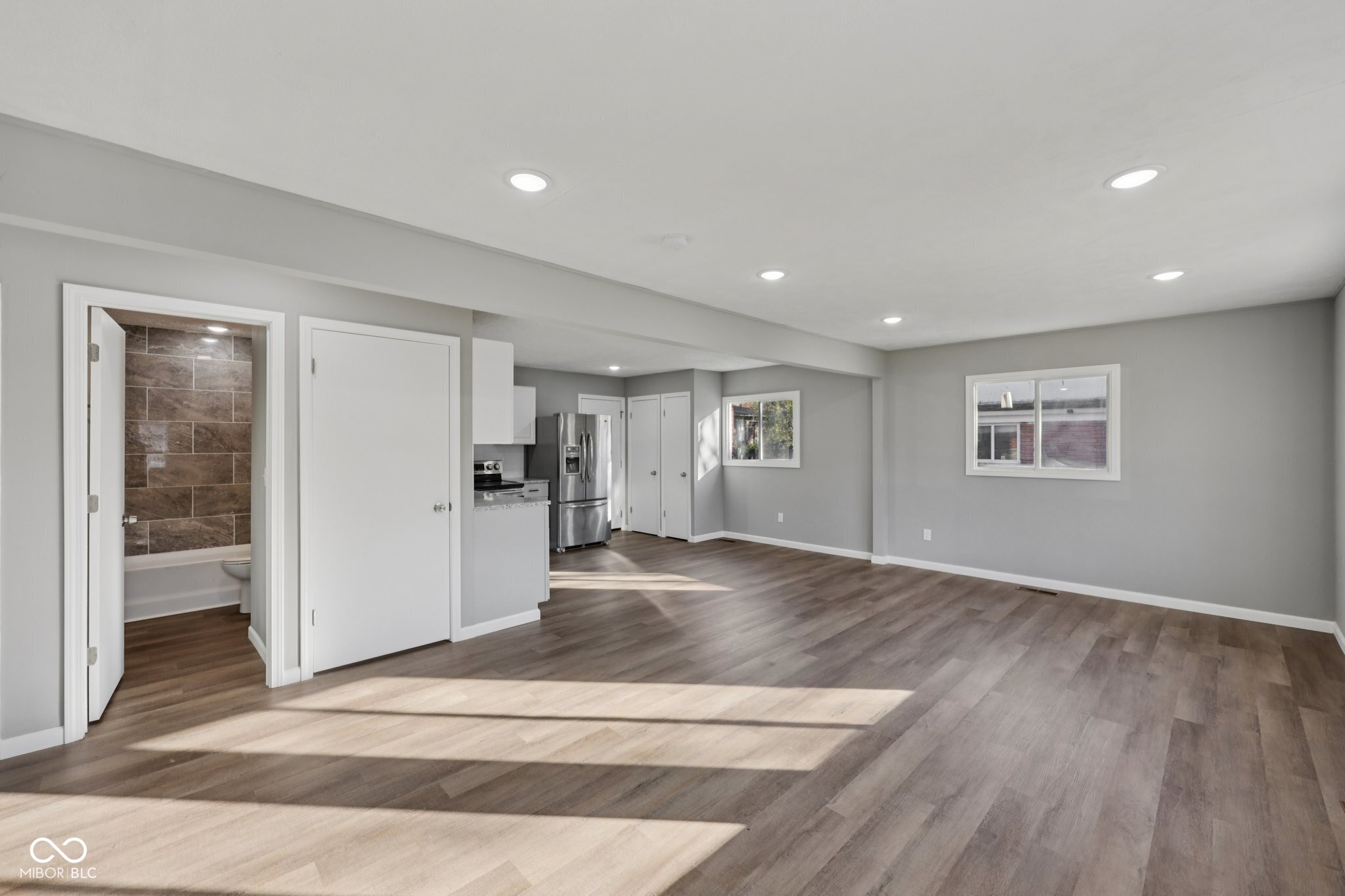 3441 Minger Road Indianapolis, IN 46222 - Photo 9 of 37 Gallery Image 9