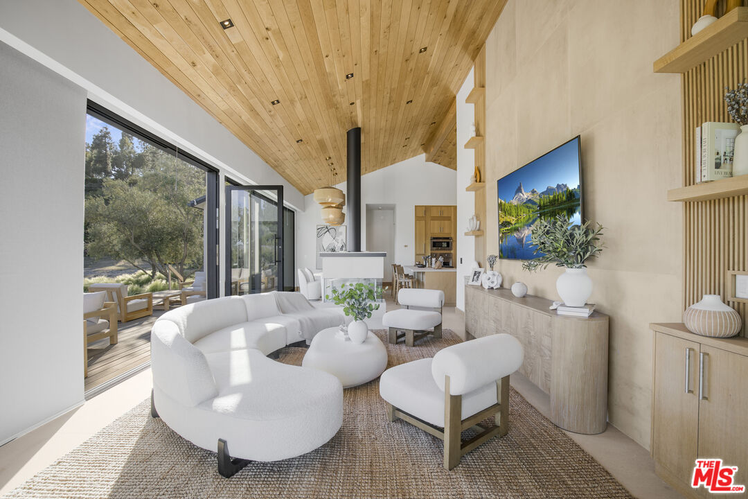 1754 Lechusa Road Malibu, CA 90265 - Photo 37 of 57