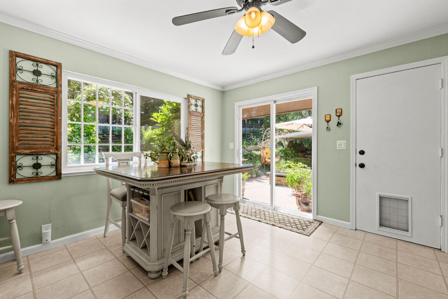 2812 Crystal Springs Road Camino, CA 95709 - Photo 12 of 28 a living room with a large window