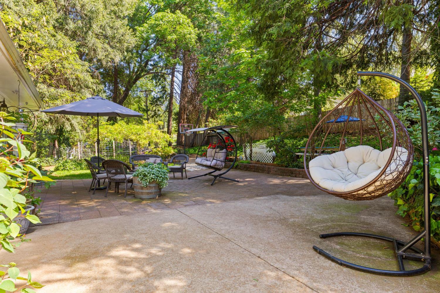 2812 Crystal Springs Road Camino, CA 95709 - Photo 22 of 28 a view of outdoor space deck and outdoor seating