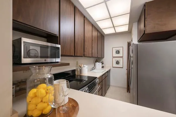 $795,000 | 1515 Floribunda Avenue, Unit 309, Burlingame, CA 94010