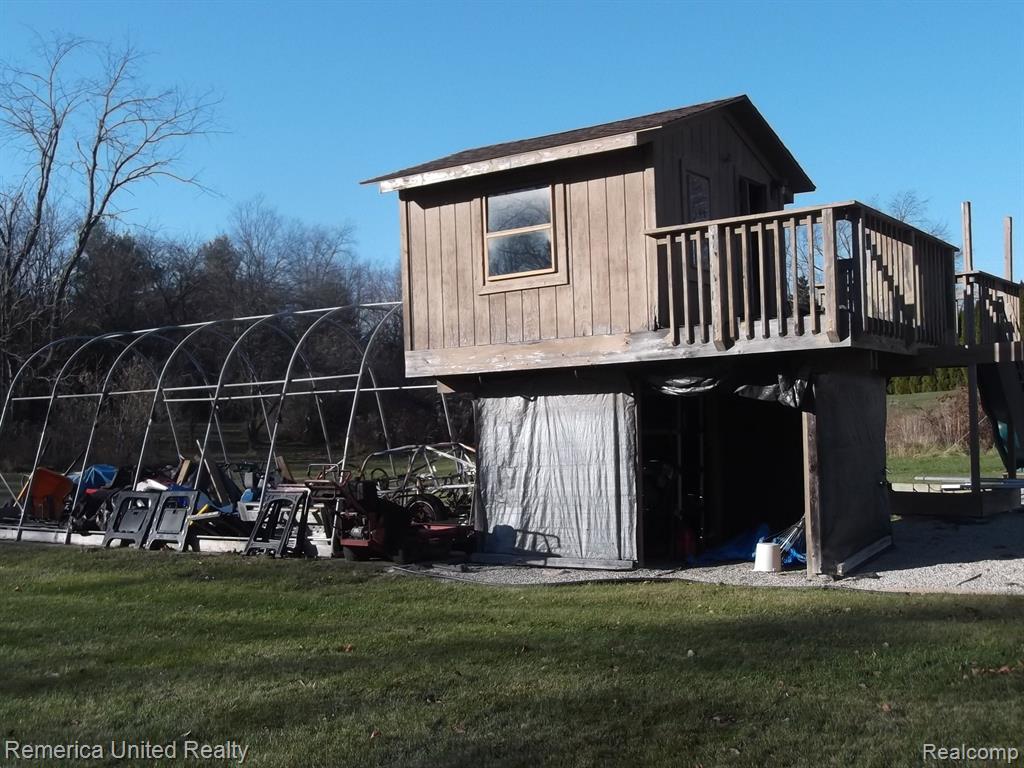 9551 Currie Road Northville, MI 48167 - Photo 14 of 24