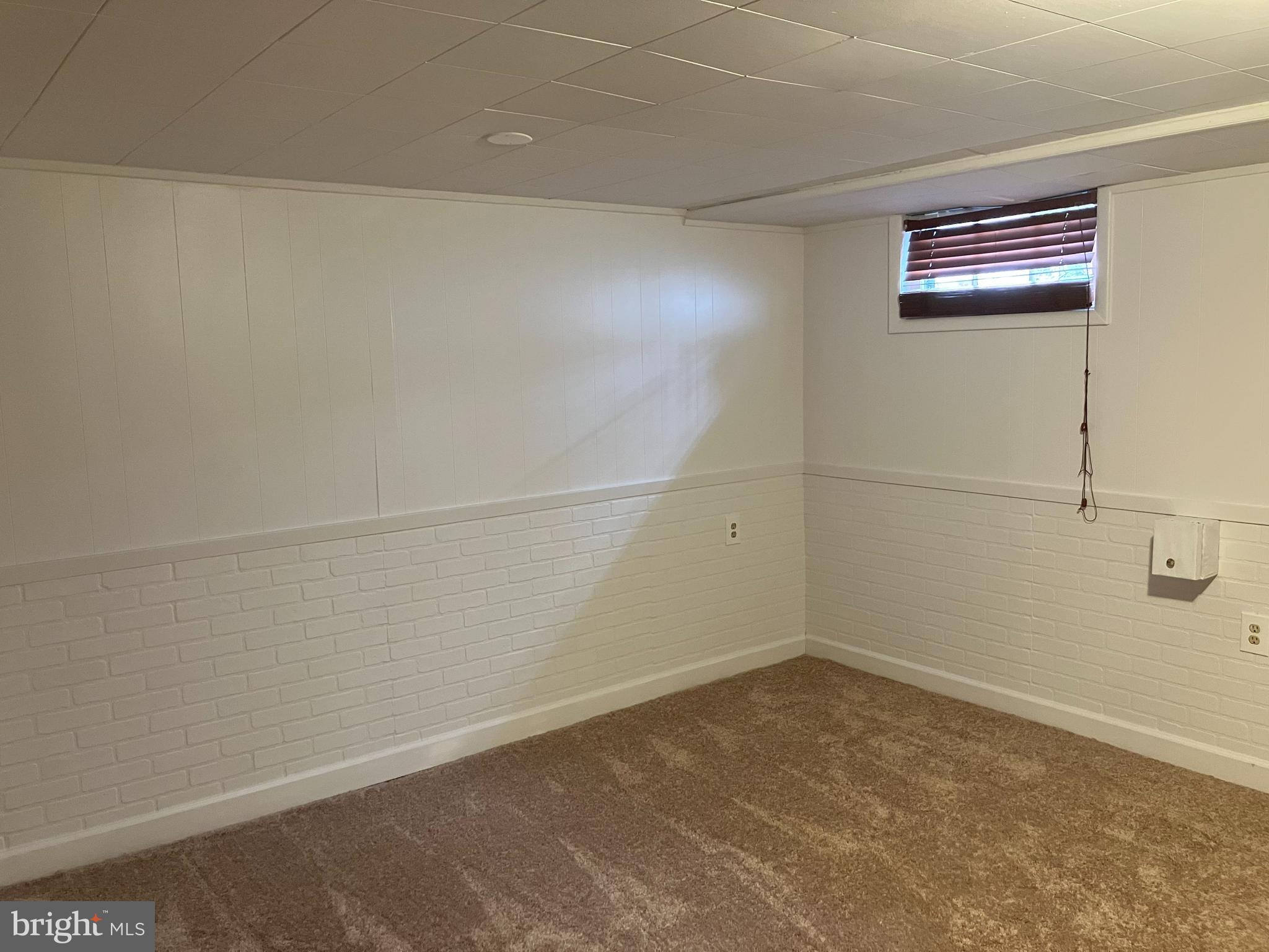 8327 Edgedale Road Baltimore, MD 21234 - Photo 11 of 25