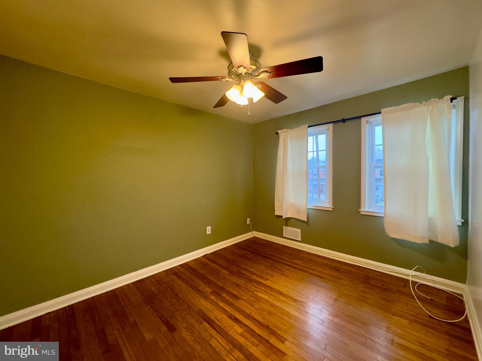 8327 Edgedale Road Baltimore, MD 21234 - Photo 17 of 25