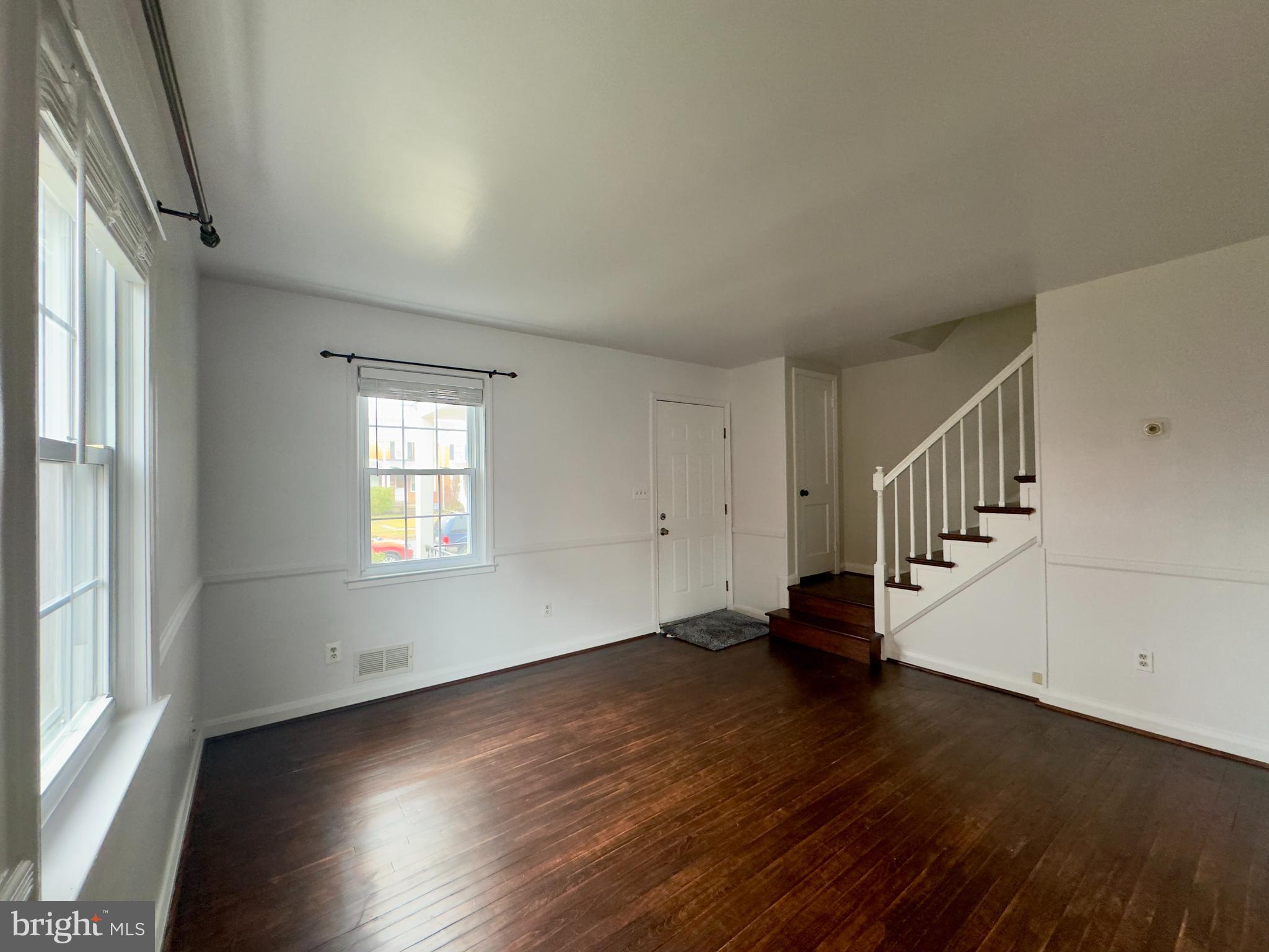 8327 Edgedale Road Baltimore, MD 21234 - Photo 5 of 25