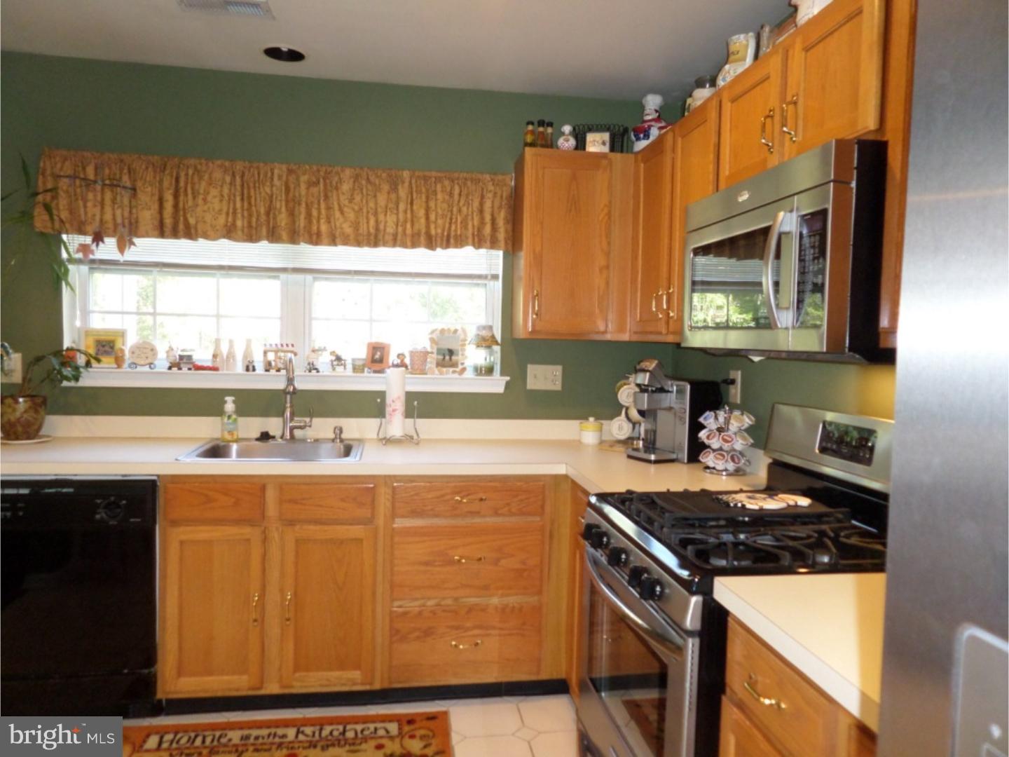 1301 Waterford Road, Unit 7 Yardley, PA 19067 - Photo 10 of 22 Gallery Image 10