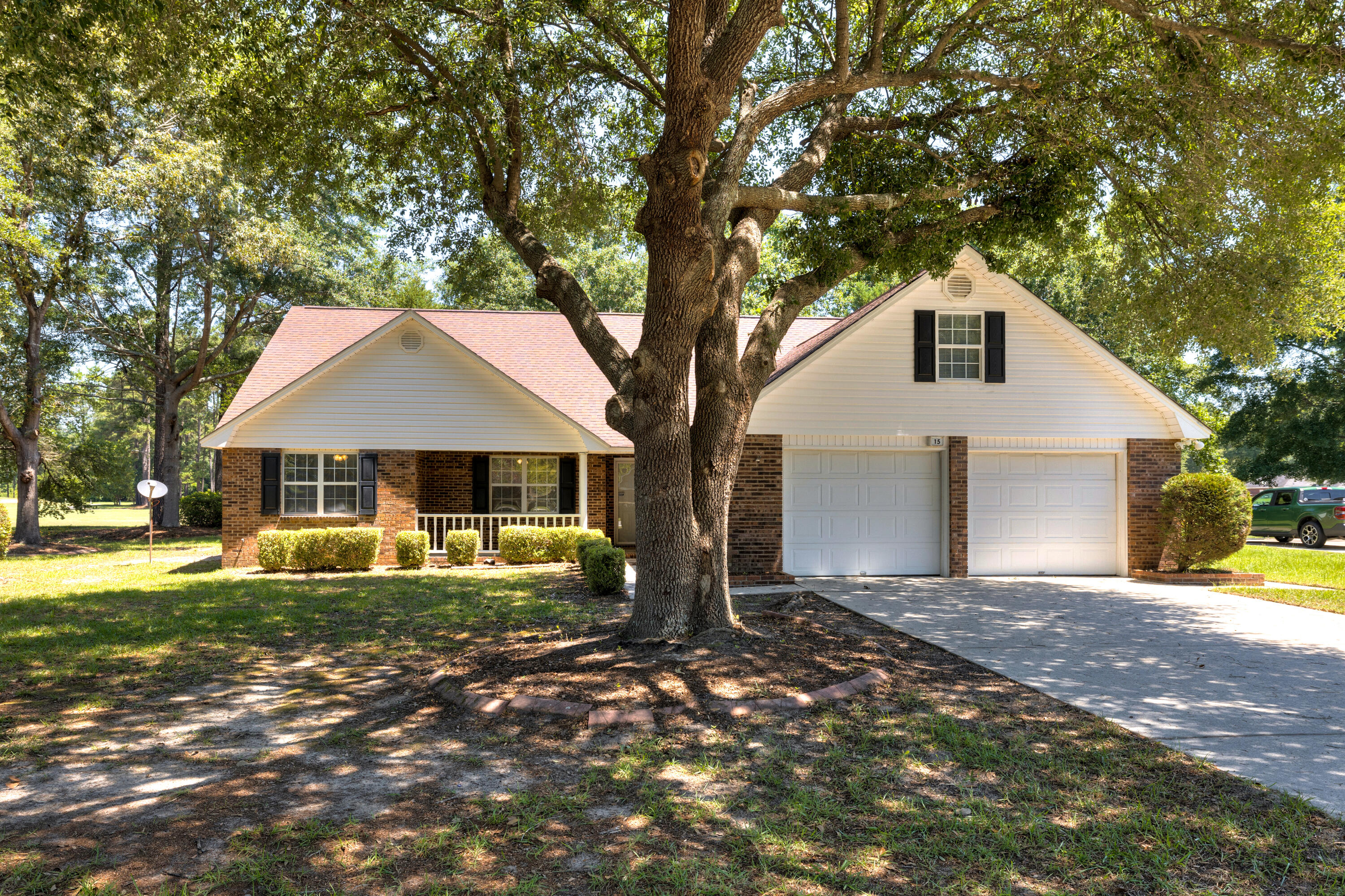 15 Killarney Lane Sumter, SC 29150 - Photo 1 of 42