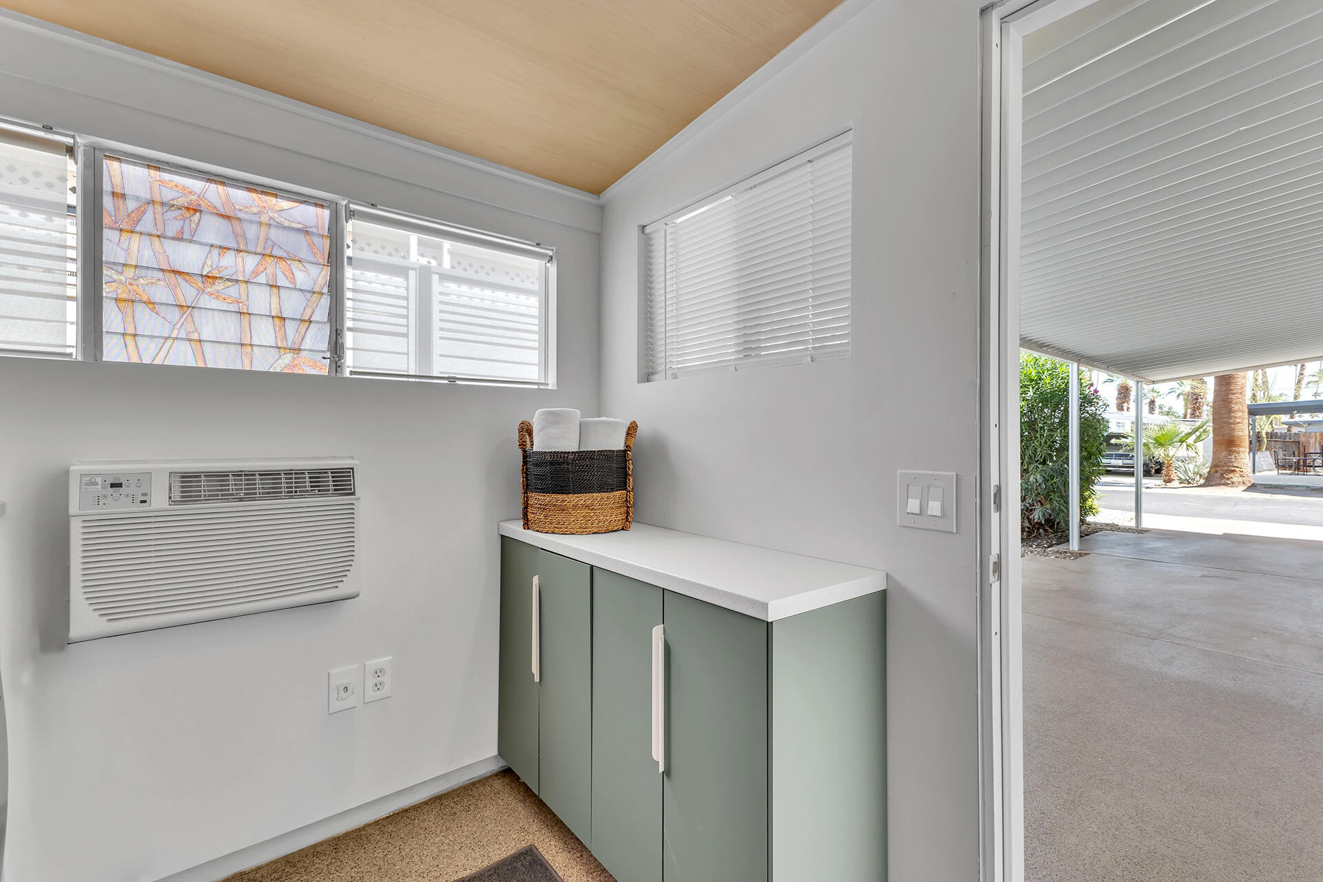 69 Nile Street Palm Springs, CA 92264 - Photo 16 of 68 IMG_1895