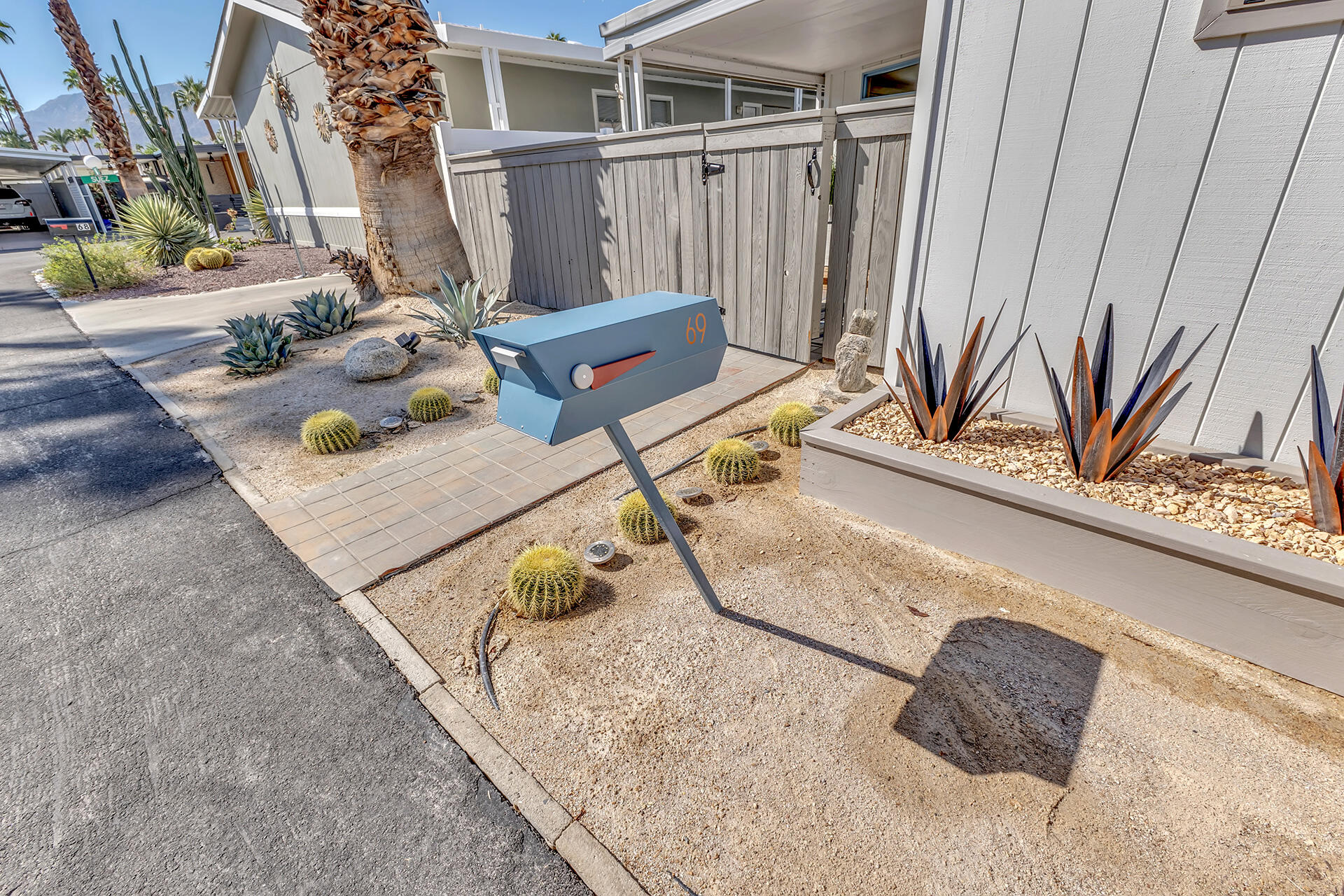 69 Nile Street Palm Springs, CA 92264 - Photo 22 of 68 IMG_1565