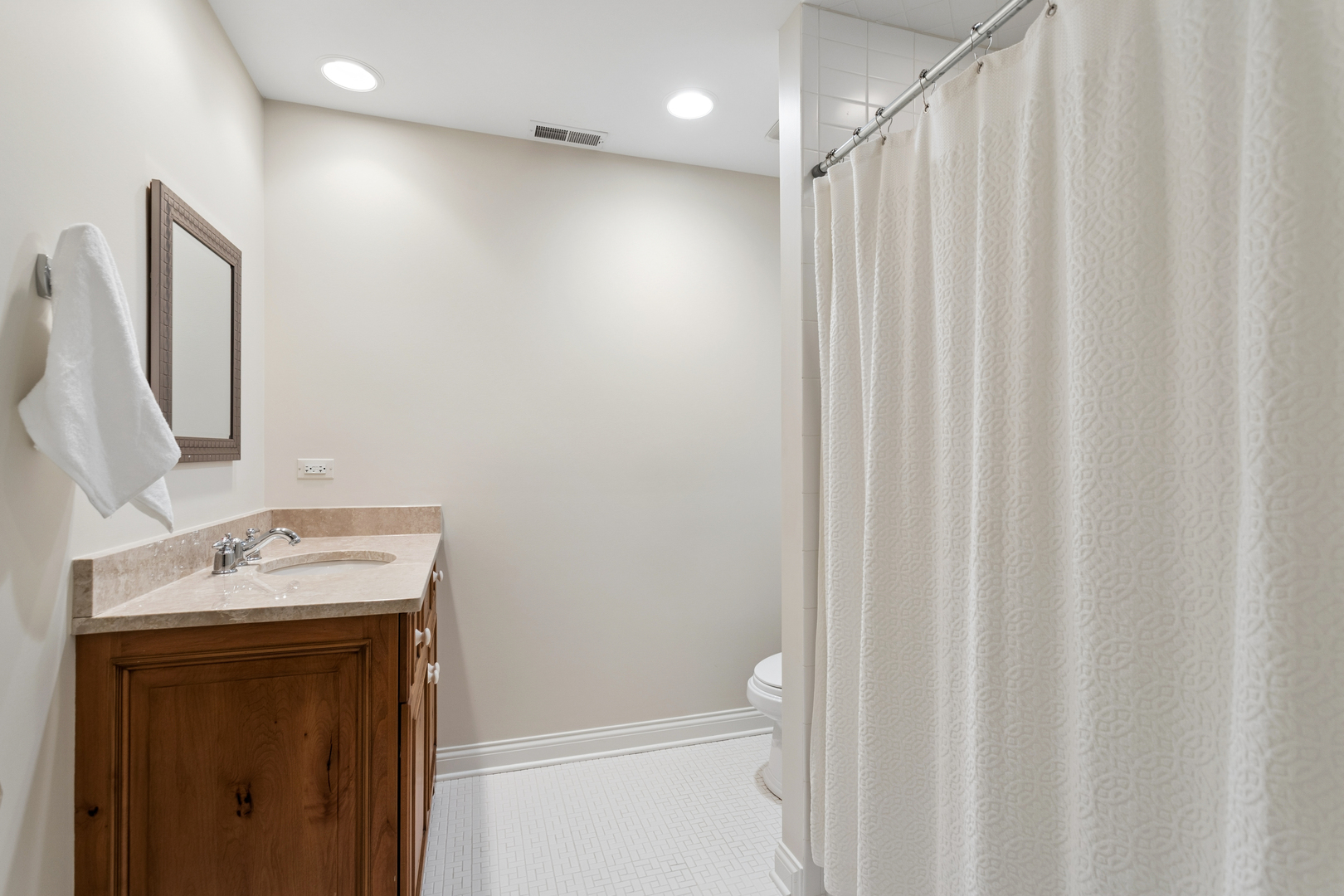 401 Burr Ridge Club Burr Ridge, IL 60527 - Photo 22 of 34 Gallery Image 22