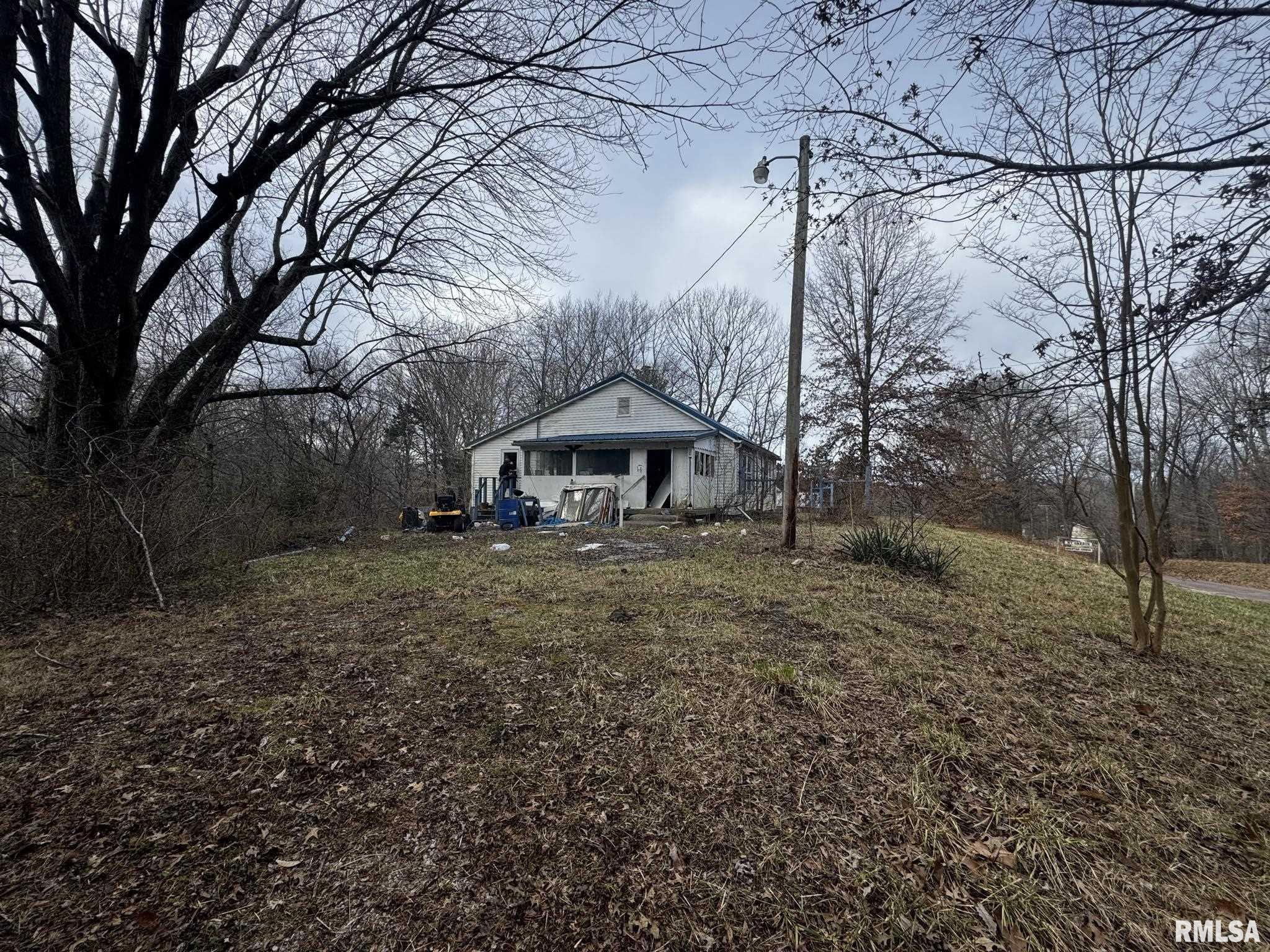 465 Old Brick Road Murphysboro, IL 62966 - Photo 1 of 13