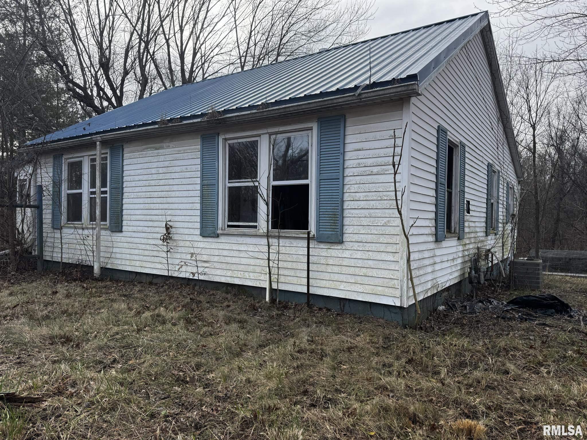 465 Old Brick Road Murphysboro, IL 62966 - Photo 5 of 13