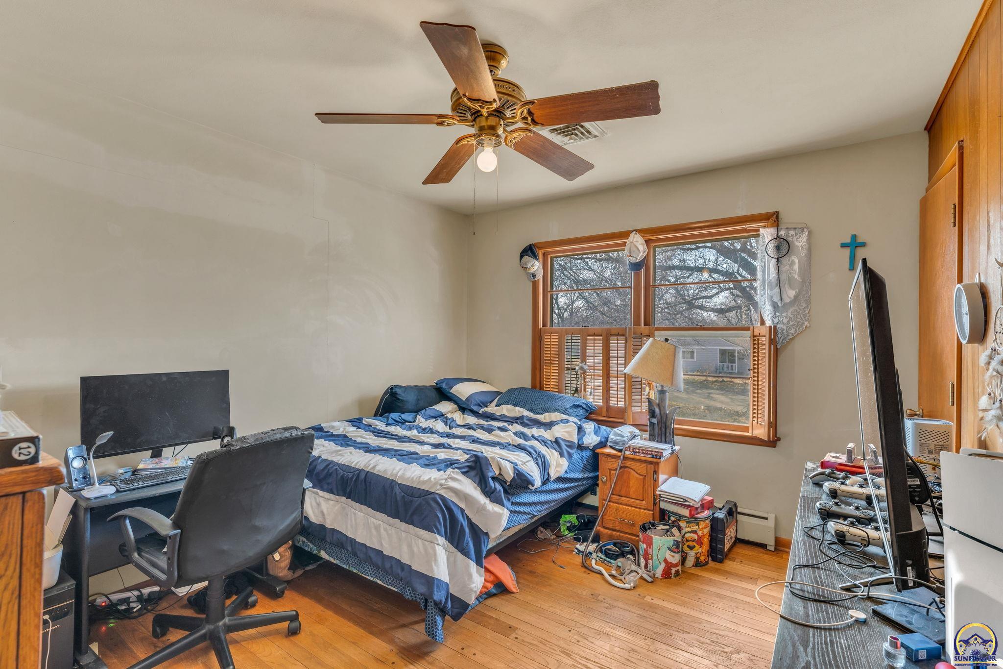 2886 Southwest Mulvane Street Topeka, KS 66611 - Photo 14 of 34