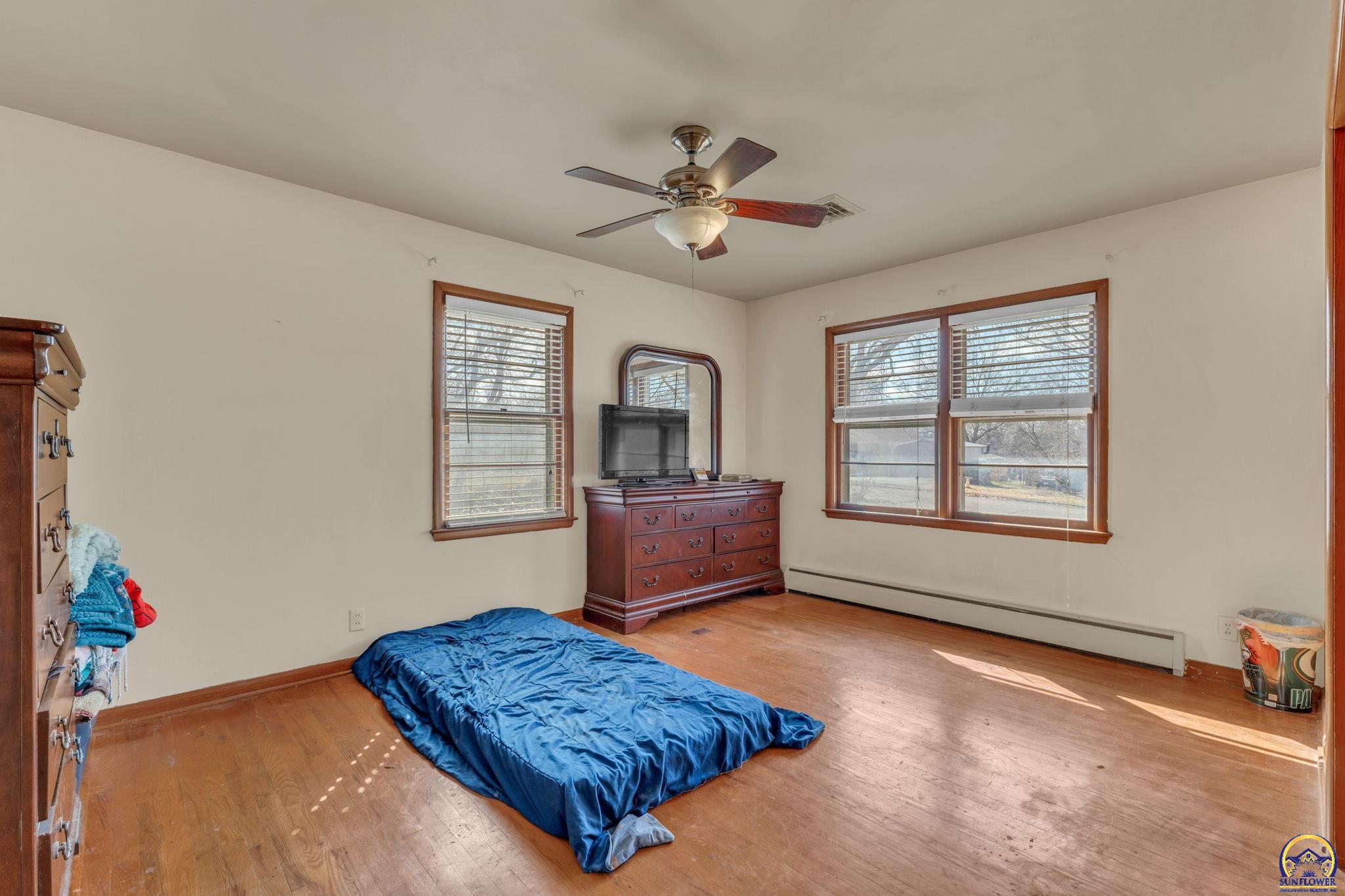 2886 Southwest Mulvane Street Topeka, KS 66611 - Photo 28 of 34