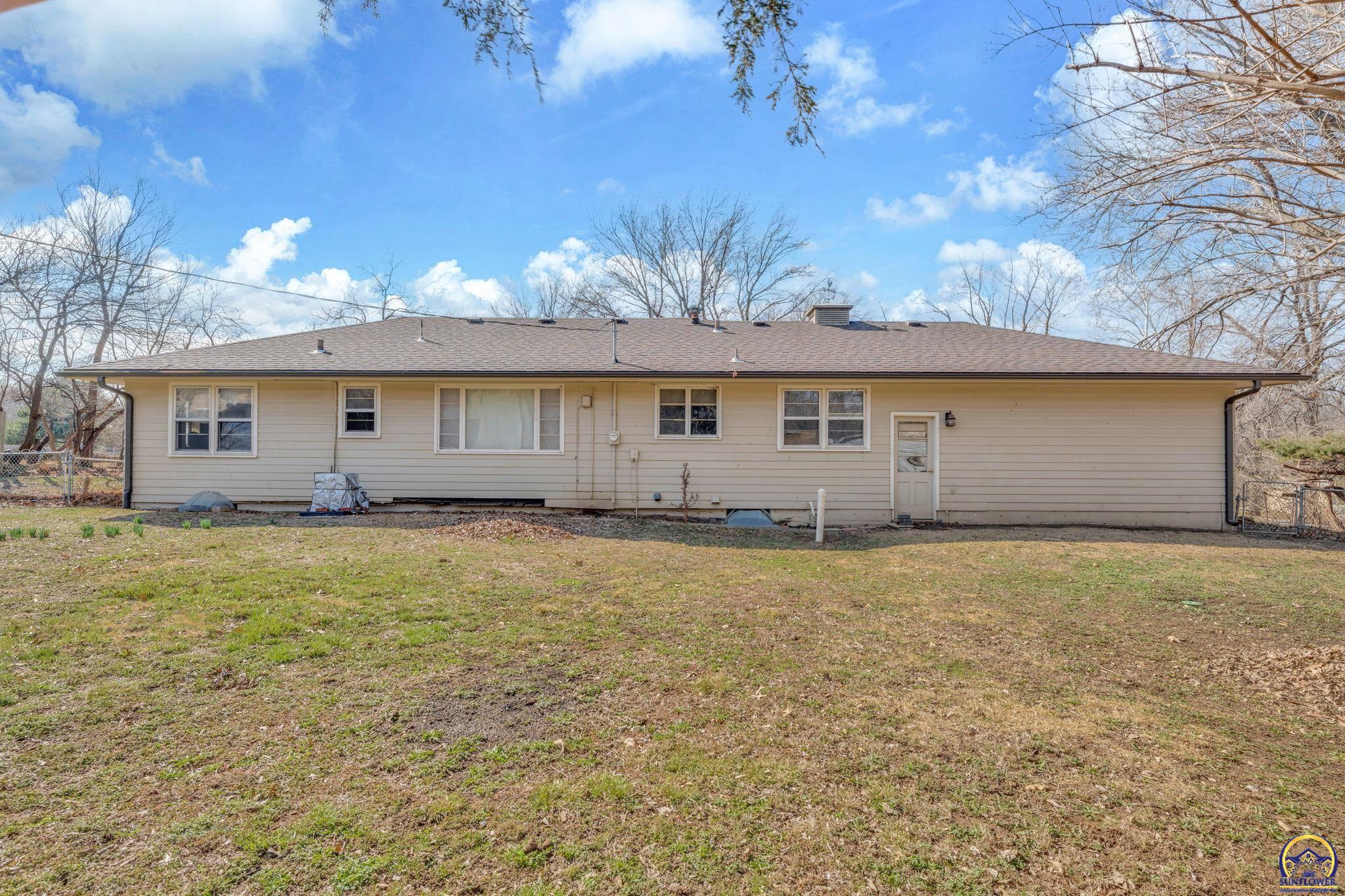 2886 Southwest Mulvane Street Topeka, KS 66611 - Photo 30 of 34
