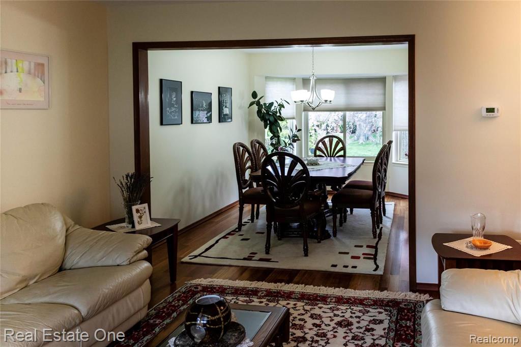 761 Lion Street Rochester Hills, MI 48307 - Photo 5 of 23
