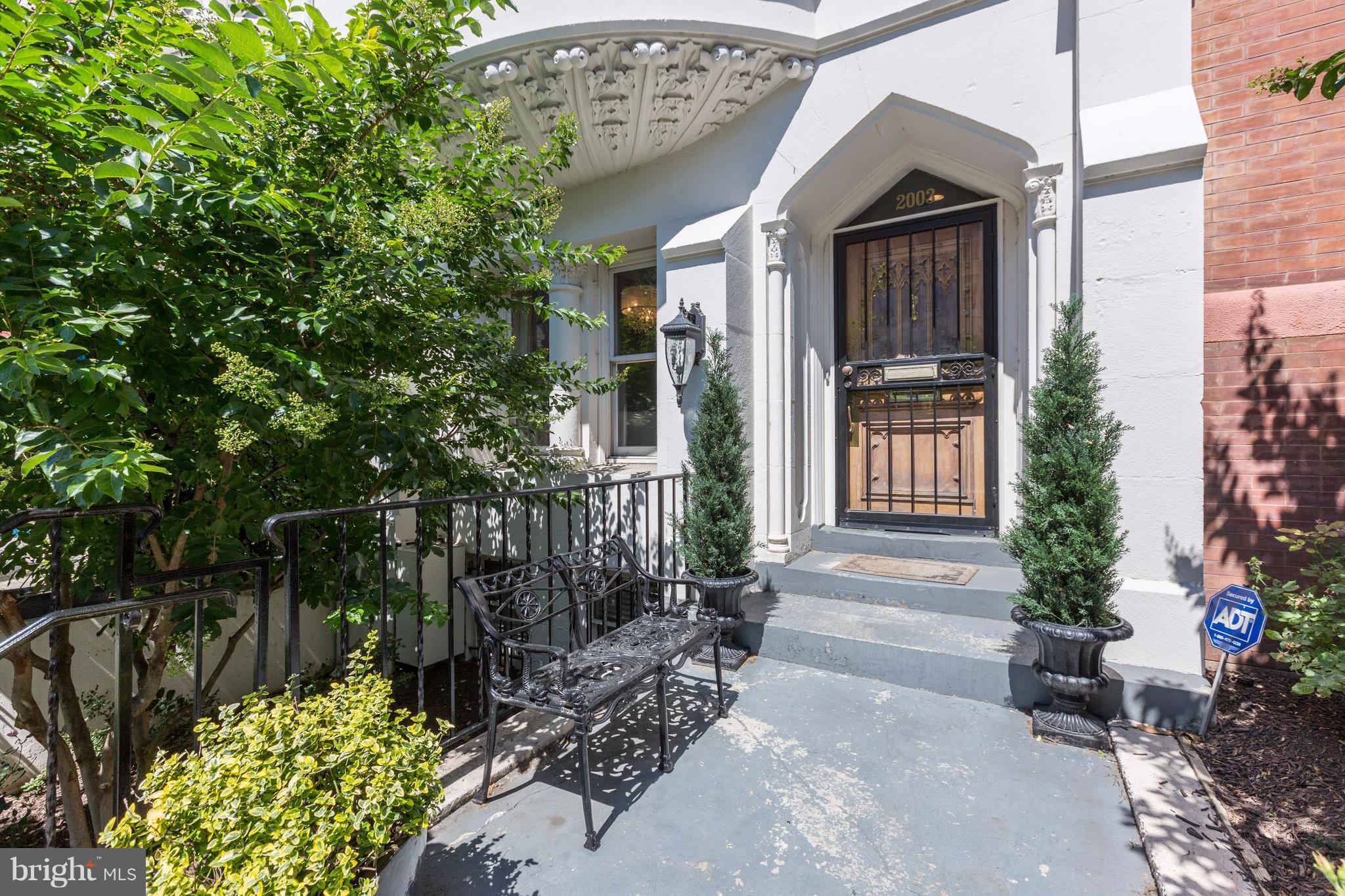 2003 Columbia Road Northwest, Unit 2003 Washington, DC 20009 - Photo 2 of 22 Private entry