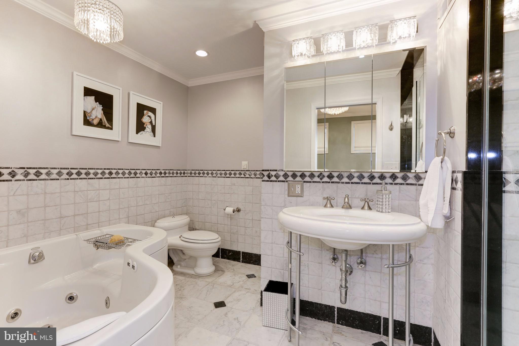 2003 Columbia Road Northwest, Unit 2003 Washington, DC 20009 - Photo 13 of 22 Luxe master bath