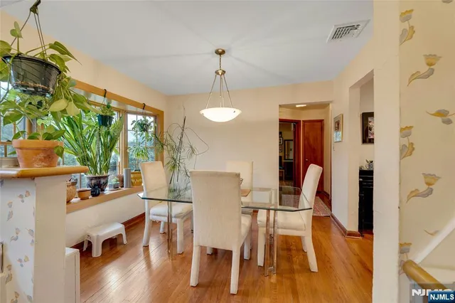 $748,000 | 460 Maple Avenue, Washington Township, NJ 07676