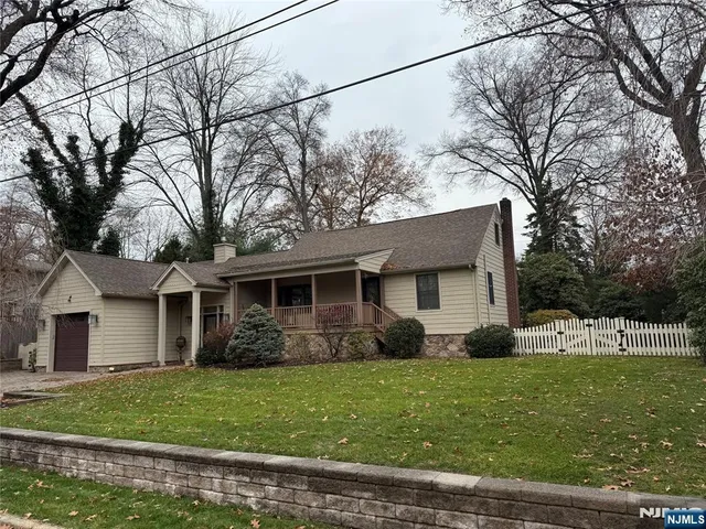 $748,000 | 460 Maple Avenue, Washington Township, NJ 07676