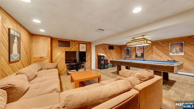 $748,000 | 460 Maple Avenue, Washington Township, NJ 07676