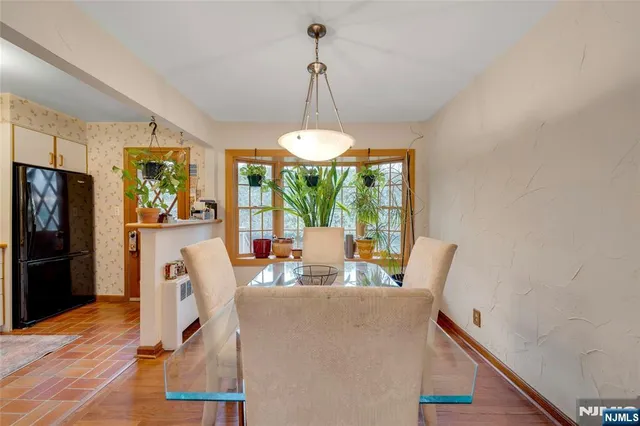 $748,000 | 460 Maple Avenue, Washington Township, NJ 07676