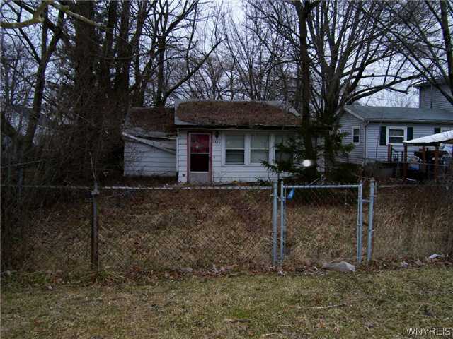 2385 Lake Road Porter, NY 14131 - Photo 1 of 1 Exterior Front