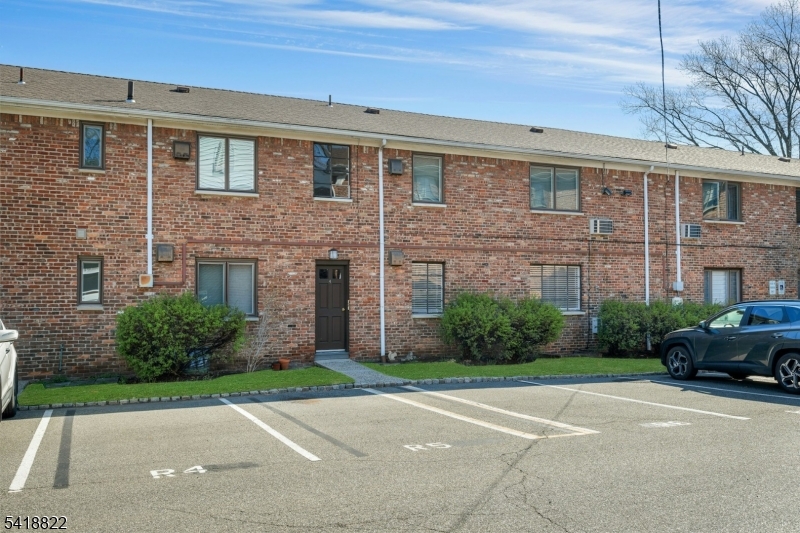 4 Troy Drive, Unit 4A Springfield, NJ 07081 - Photo 16 of 18