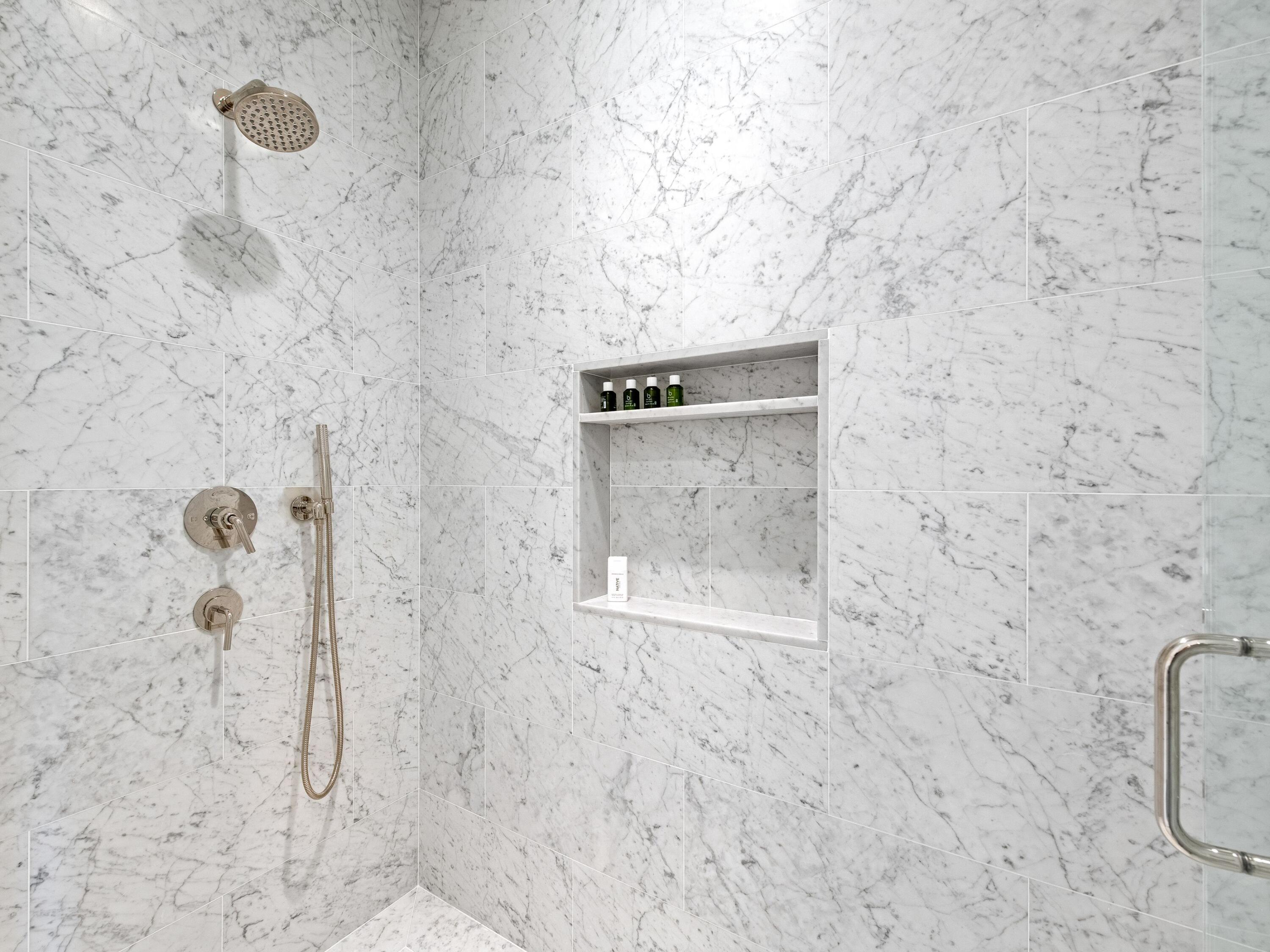 45 West Solaire Way Inlet Beach, Unit 103 Inlet Beach, FL 32461 - Photo 13 of 25 a bathroom with a shower