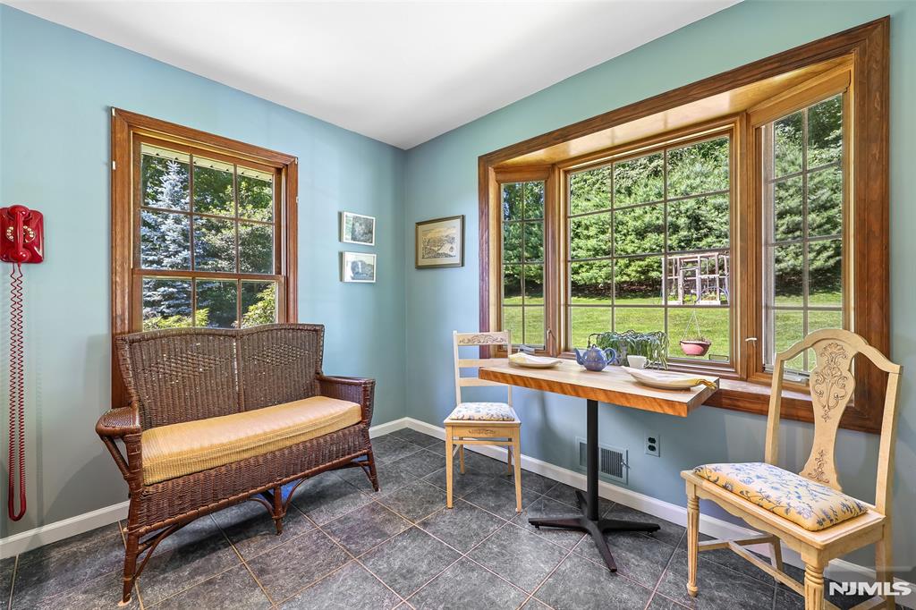 74 Woodland Road Montvale, NJ 07645 - Photo 12 of 21