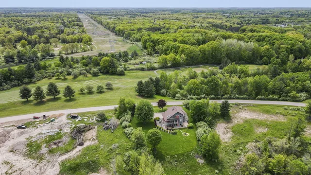 $675,000 | 200 National Drive, Manistee, MI 49660