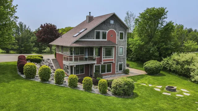 $675,000 | 200 National Drive, Manistee, MI 49660