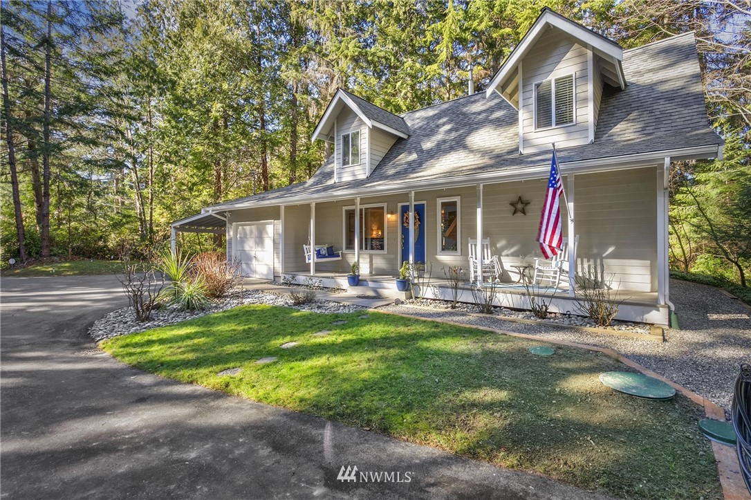 4479 Arvick Road Southeast Port Orchard, WA 98366 - Photo 2 of 25 Gallery Image 2