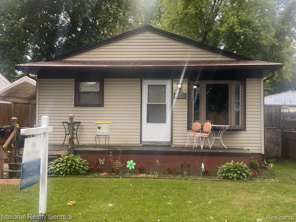 6245 Beech Daly Road Taylor, MI 48180 - Photo 1 of 2