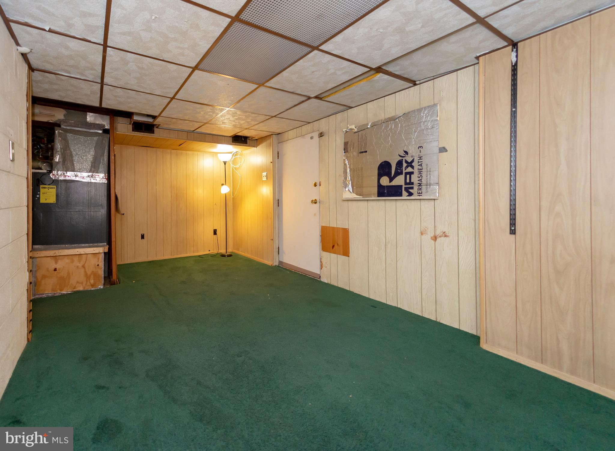 12181 Aster Road Philadelphia, PA 19154 - Photo 32 of 62 Finished Basement