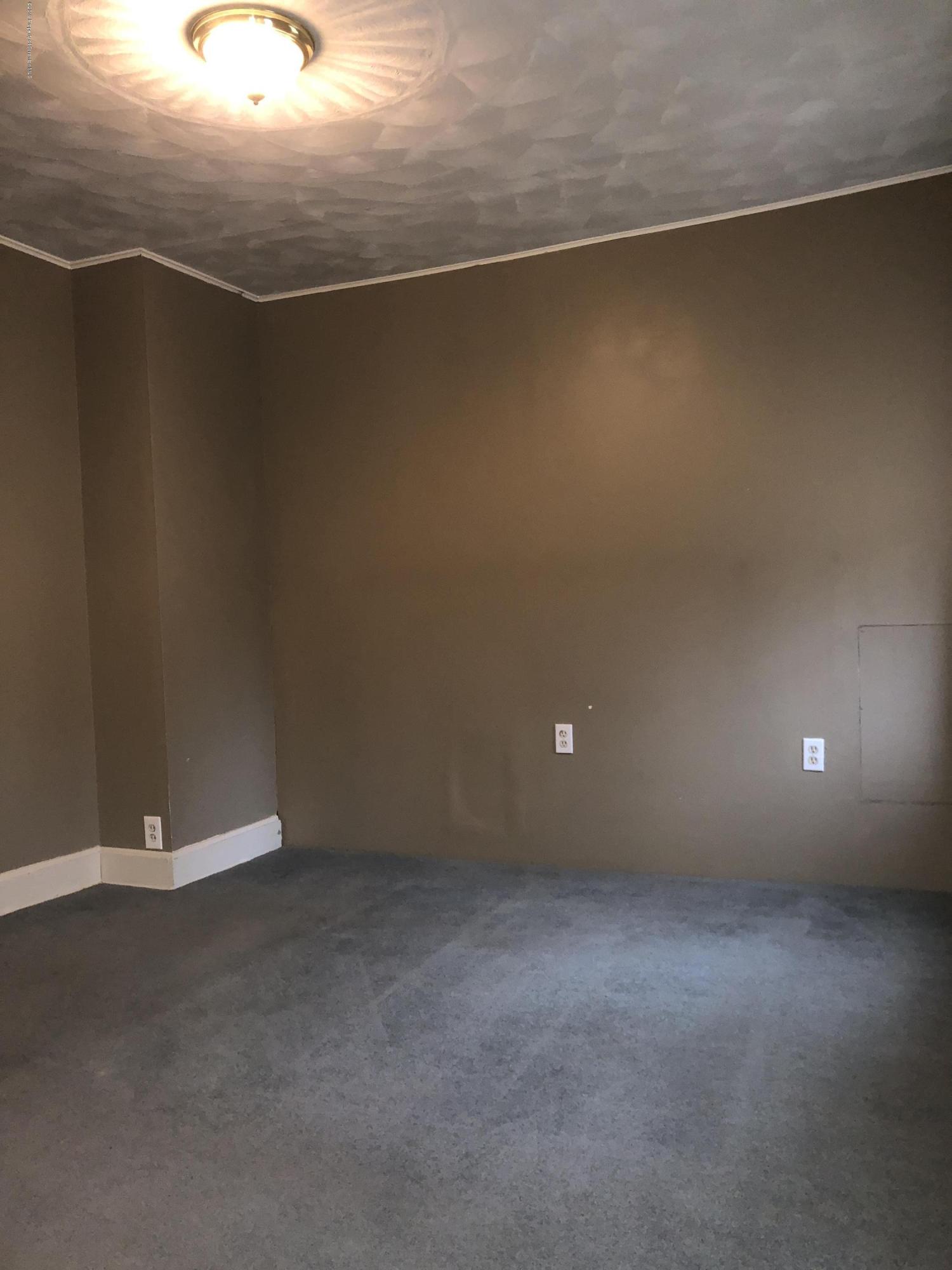 495 Cortez Road Lake Ariel, PA 18436 - Photo 8 of 39 an empty room