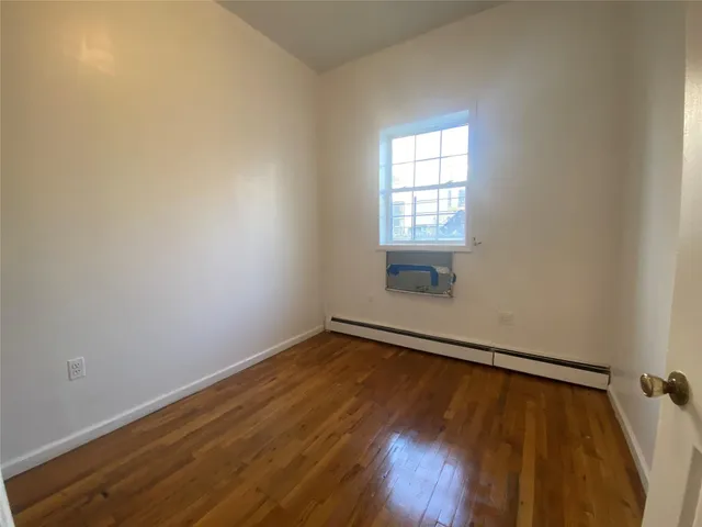 $1,068,000 | 875 Elsmere Place | West Farms