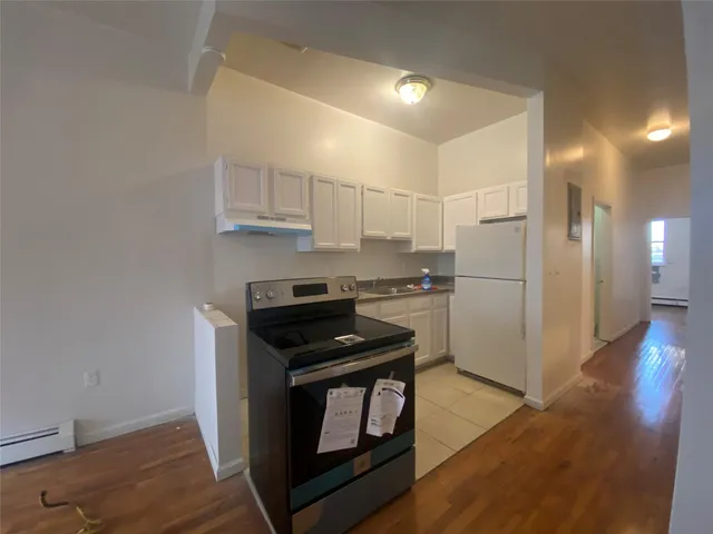 $1,068,000 | 875 Elsmere Place | West Farms