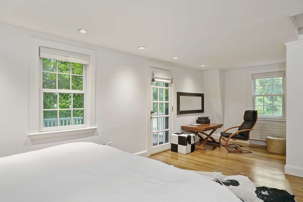 33 Bloomfield Street Lexington, MA 02421 - Photo 13 of 25