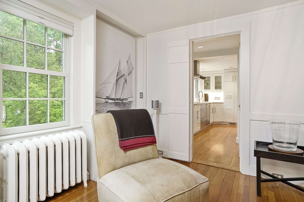 33 Bloomfield Street Lexington, MA 02421 - Photo 5 of 25