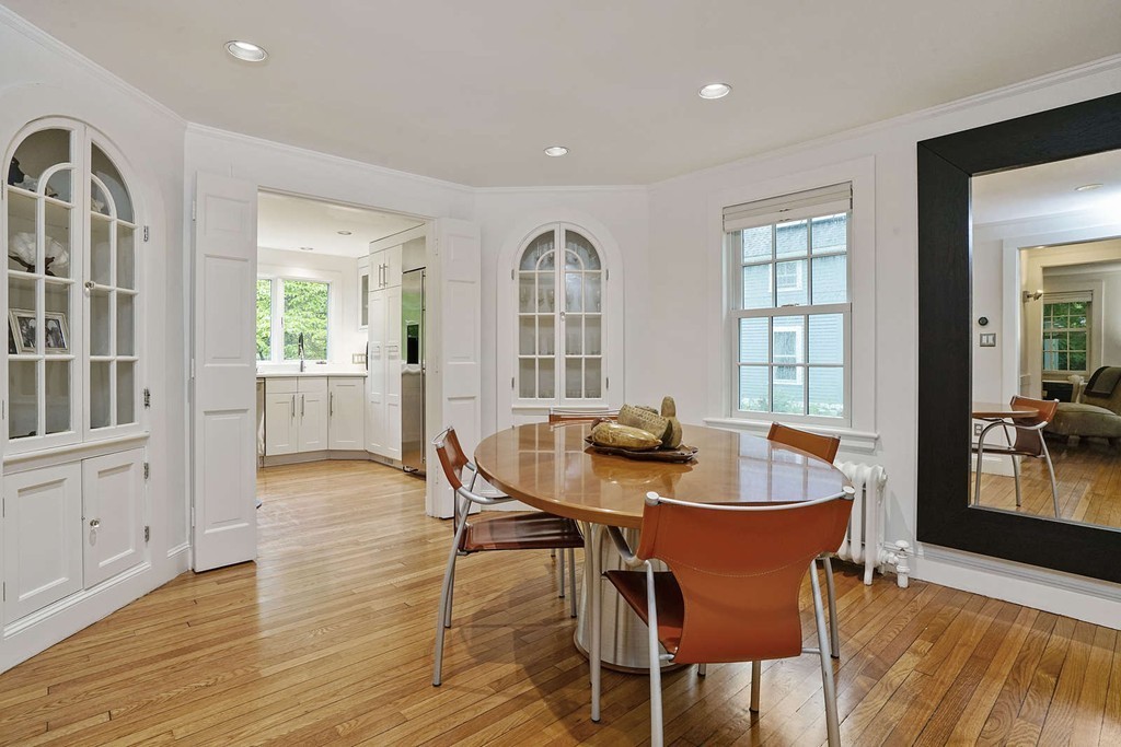 33 Bloomfield Street Lexington, MA 02421 - Photo 10 of 25