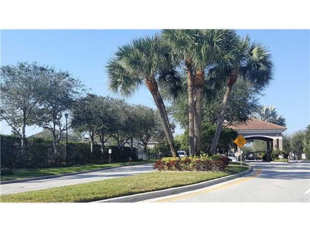 3065 Laurel Ridge Circle Riviera Beach, FL 33404 - Photo 18 of 29 3