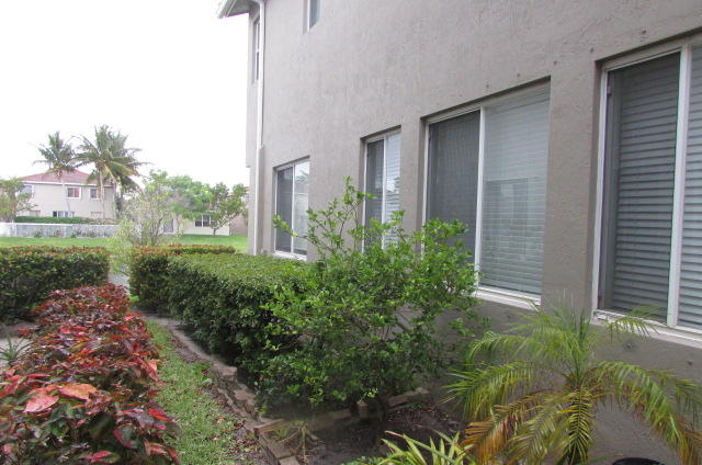 3065 Laurel Ridge Circle Riviera Beach, FL 33404 - Photo 2 of 29 IMG_8785 - Copy