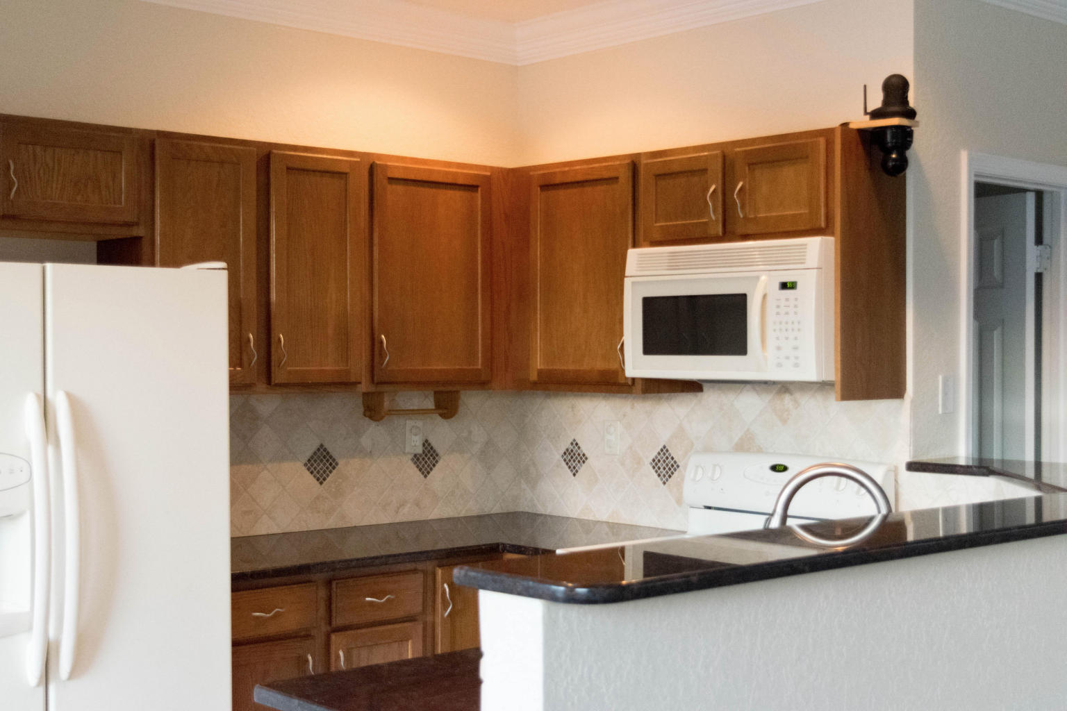 3065 Laurel Ridge Circle Riviera Beach, FL 33404 - Photo 4 of 29 lr4 - Copy