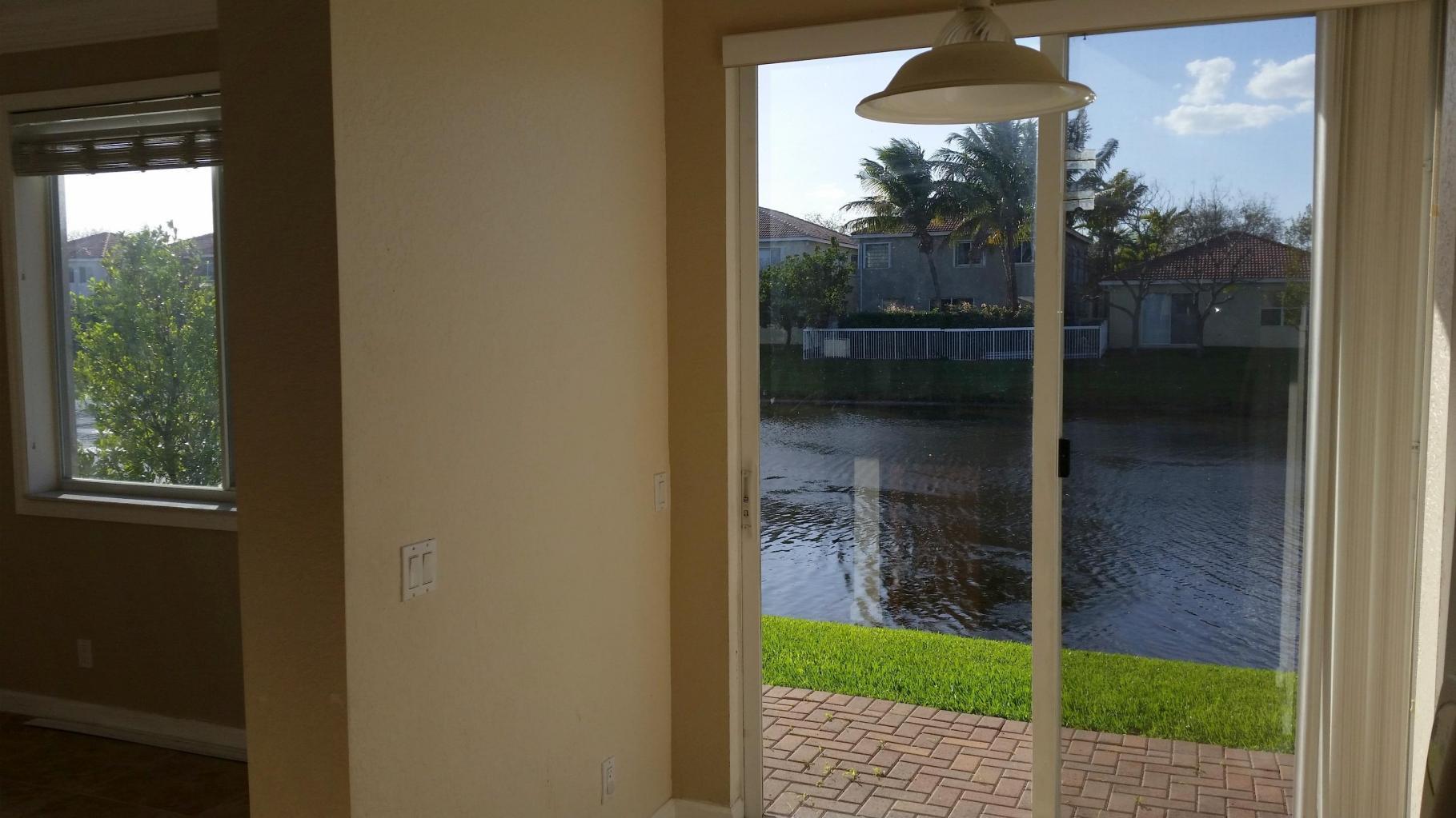 3065 Laurel Ridge Circle Riviera Beach, FL 33404 - Photo 6 of 29 lr5 - Copy